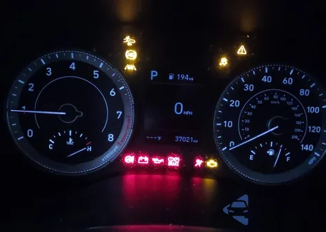 2022 Hyundai Venue Sel z USA, uszkodzony, nr VIN KMHRC8A32NU206258